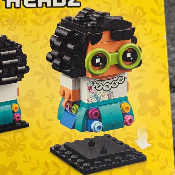 Lego Disney Encanto Mirabel Madrigal Brand New/sealed - Picture 4 of 7